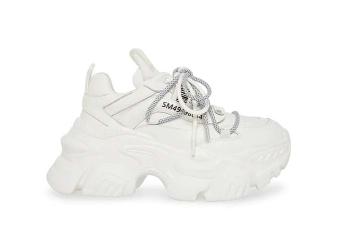 white sneaker like Olivia Ponton